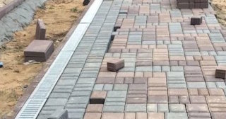 Укладка плитки на дорожке в Железнодорожном от 820 руб. - доступная стоимость