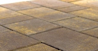 Укладка тротуарной плитки на цементное основание в Железнодорожном от 820 руб.