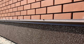 Облицовка цоколя керамогранитом в Железнодорожном в октябре