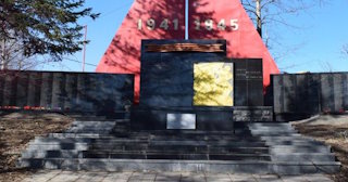 Профессиональное благоустройство памятников в Железнодорожном в октябре