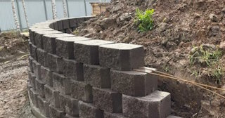 Установка подпорной стенки в Железнодорожном в октябре