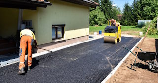Асфальтирование тротуаров в Железнодорожном - цена от 3589 руб. в ТротуарнаяПлитка